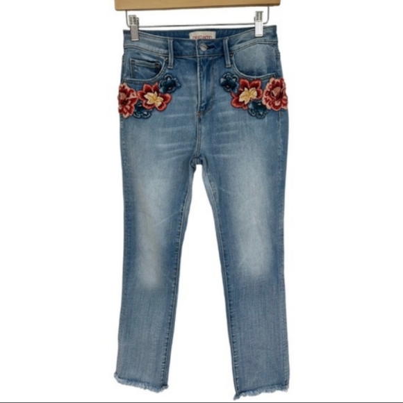 Driftwood Colette High Rise Fray Hem Jean Straight Crop Floral Applique  Size 25 - Picture 13 of 13